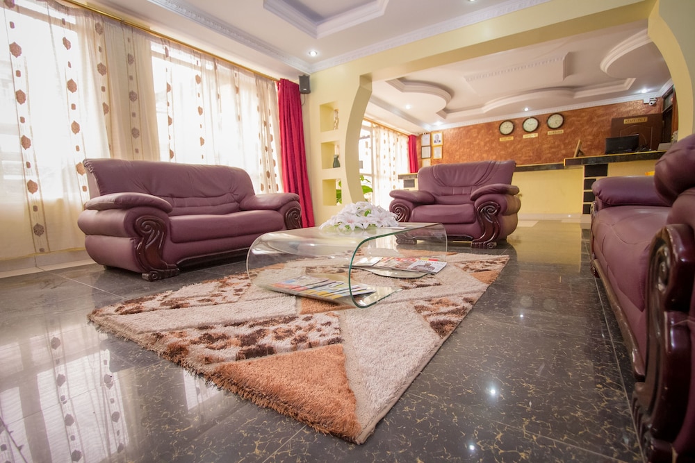 Hillcourt Resort Spa 53/76