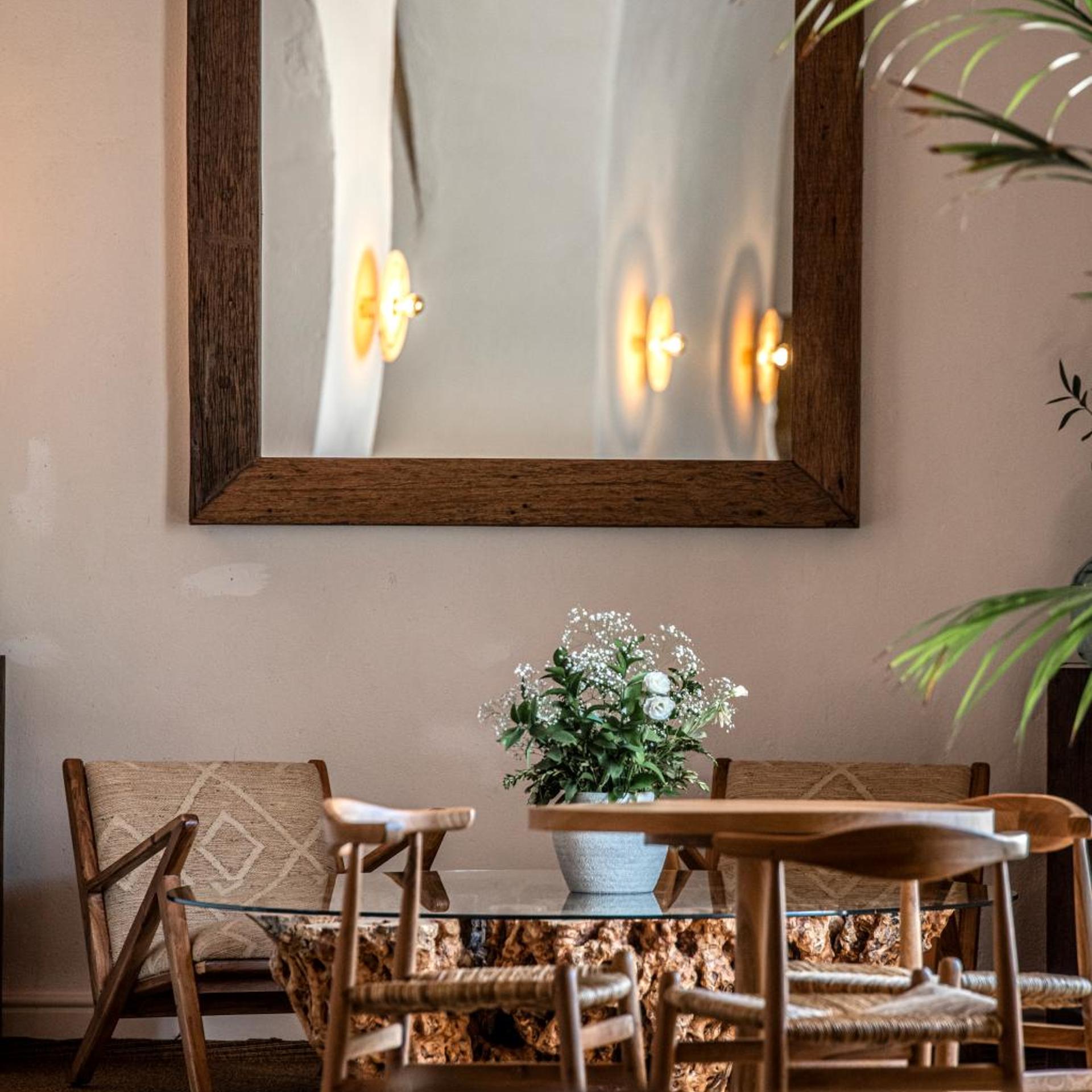 CORBELLA HOTEL 36/50