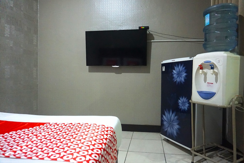 OYO 3952 Hotel C 18 Cibaduyut 14/25