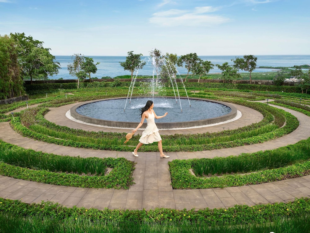 Mercure Jakarta Pantai Indah Kapuk 67/73