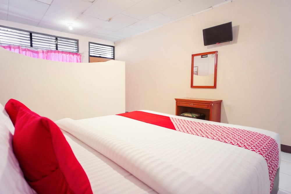 OYO 2180 Vina Vira Hotel 10/31