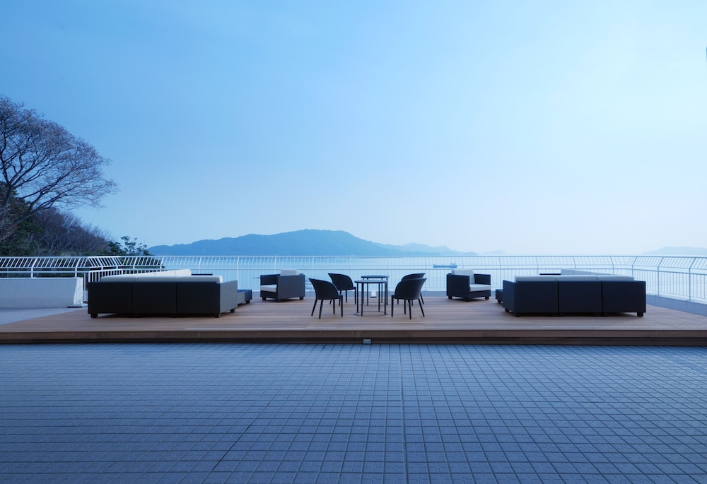 Toba Hotel International (ex. Toba Kokusai Hotel) 4/50