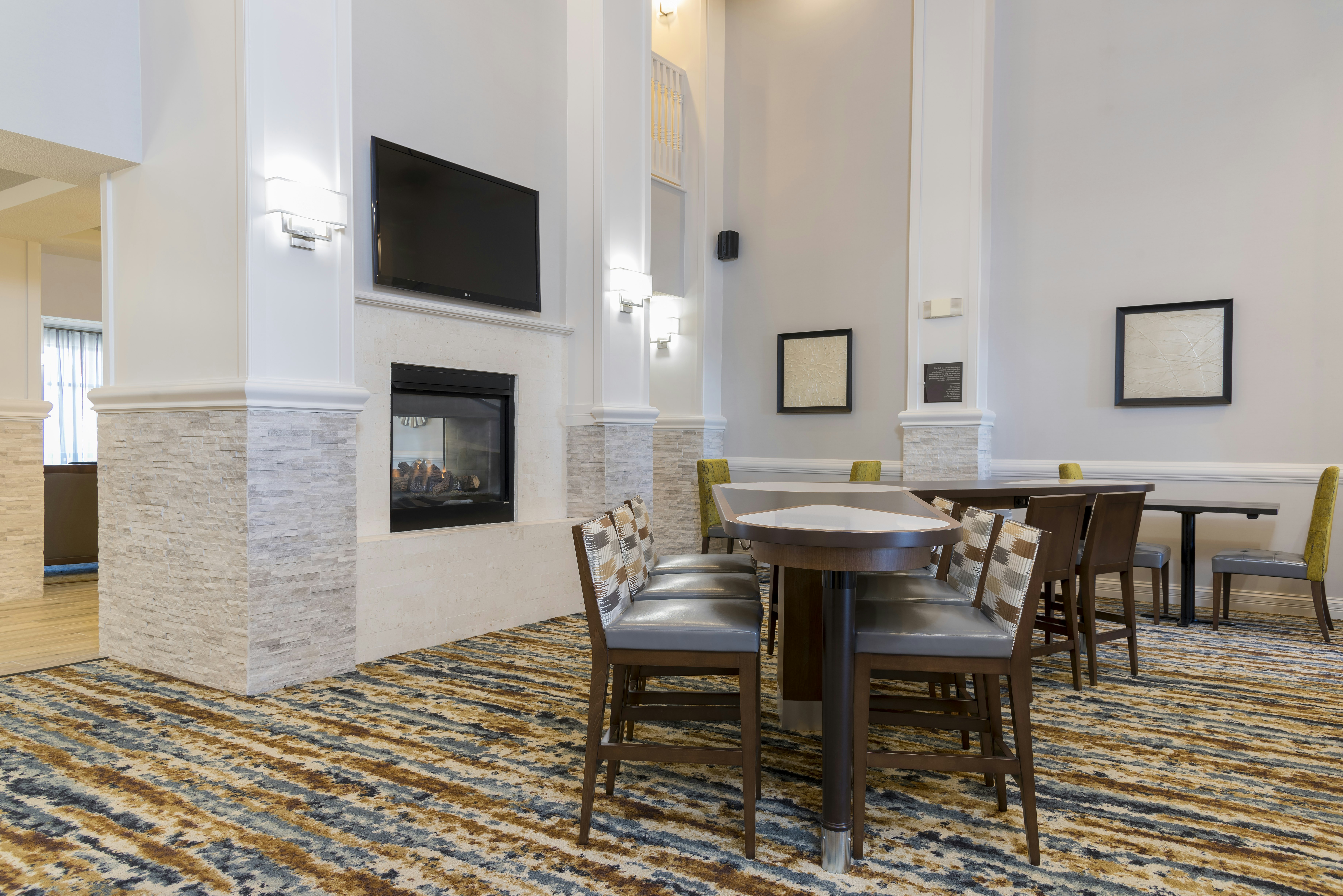 Homewood Suites By Hilton Bloomington 39/44