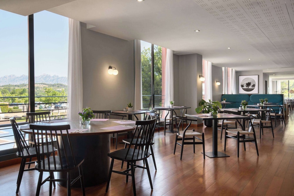 Dolce By Wyndham Barcelona Resort 53/67