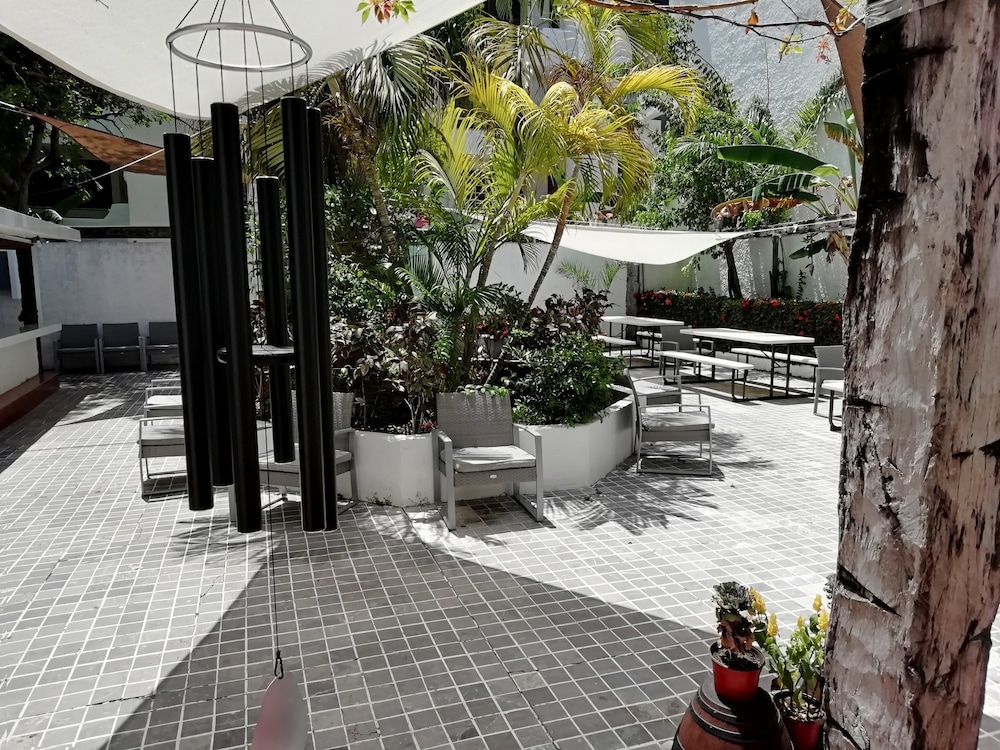 Hotel Green 16 Extended Stay 39/49