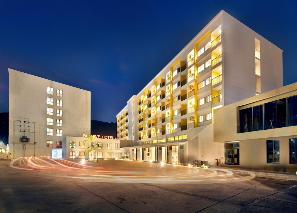 Beehive Boutique Hotel Phuket 3/50
