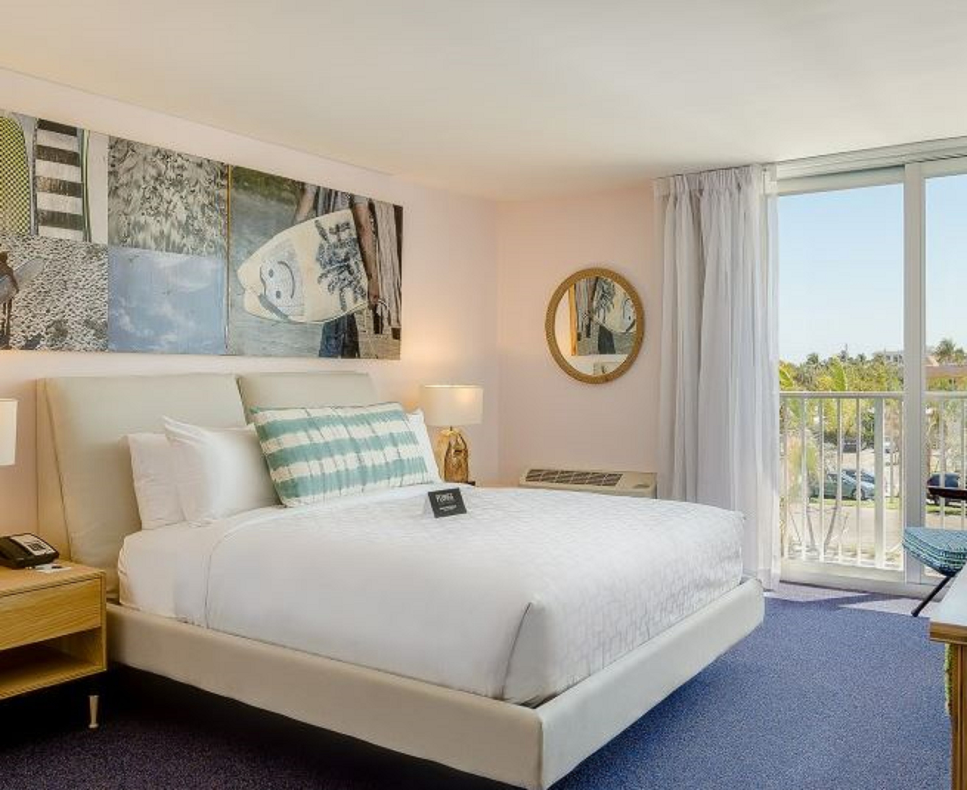 Retro, Chic, King Bed, Resort View