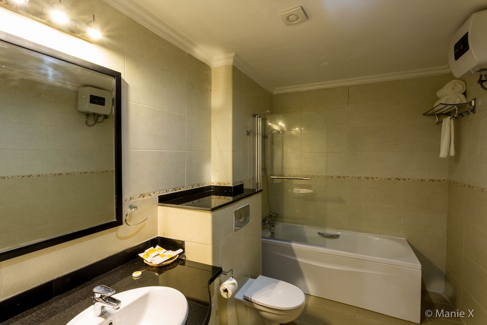 Morning Side Suites Etim Inyang 34/37
