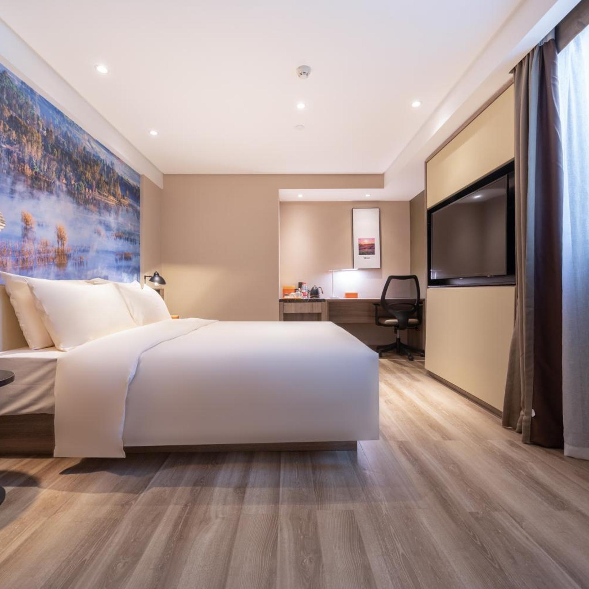 Atour Hotel Kunming South High Speed Railway Station University Town 24/56