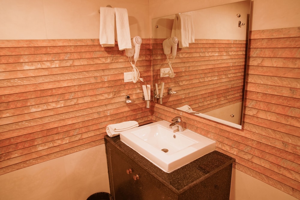 Hotel Shaara Pvt.ltd 46/50