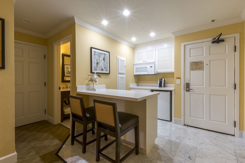 Carlsbad Inn Beach Resort 35/40
