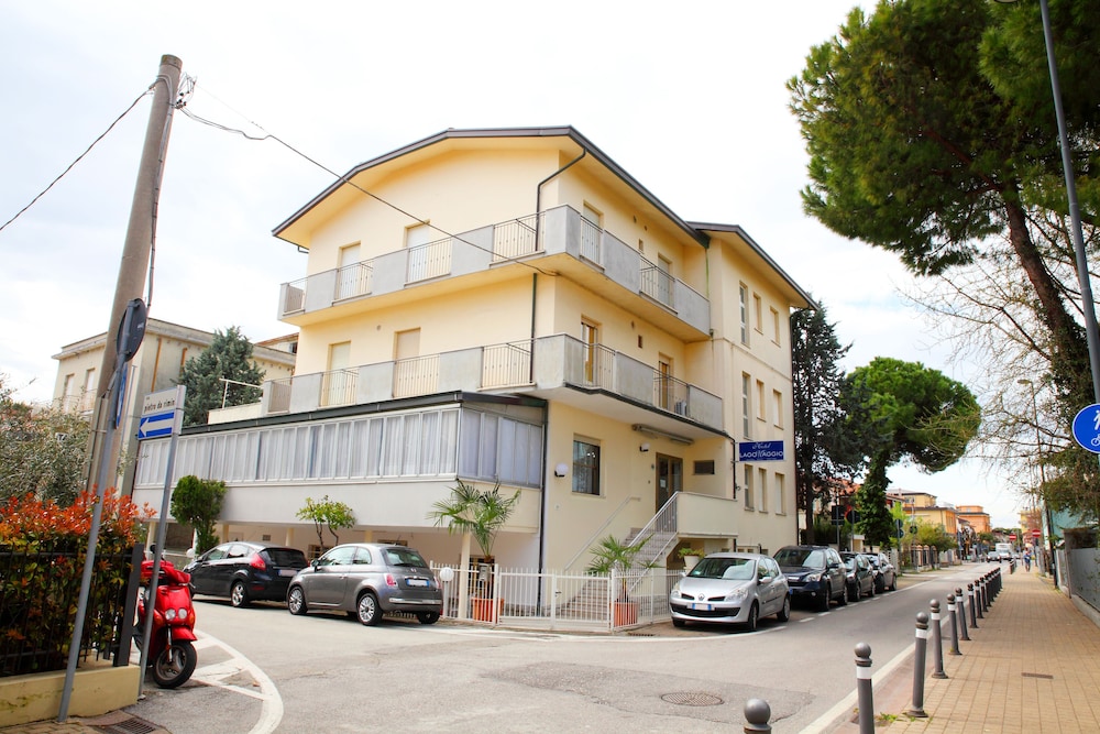 LAGOMAGGIO HOTEL photo1