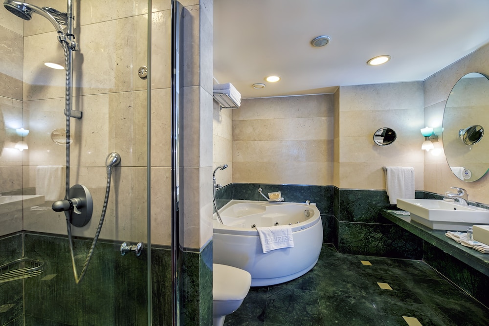 Grand Hotel Konya 13/78