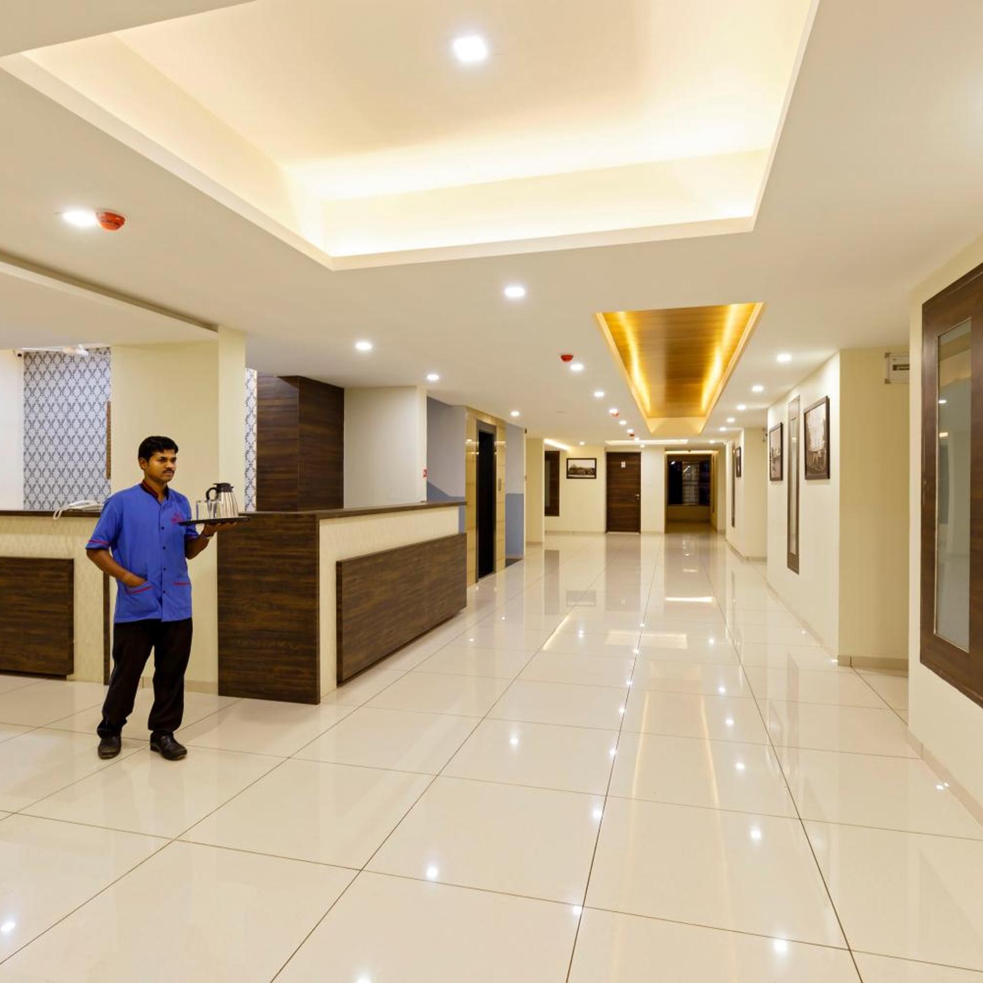 Galaxy Inn 14/50
