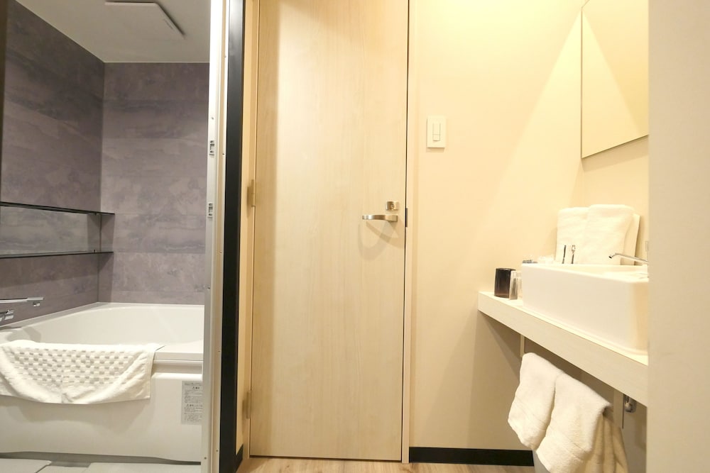 Hotel Bampky 42/50
