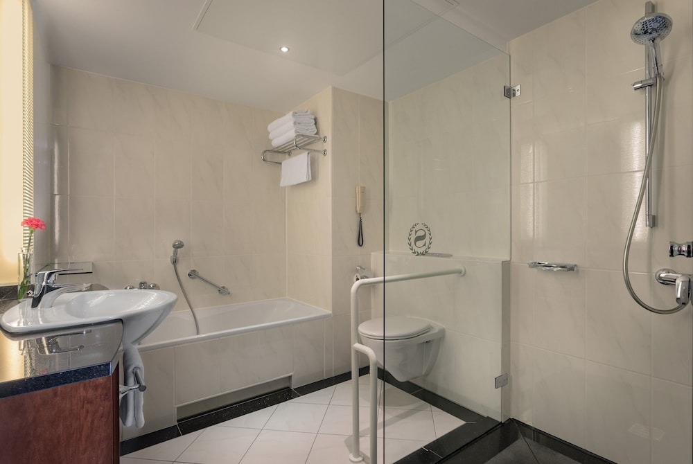 Sheraton Carlton Hotel Nuernberg 12/45