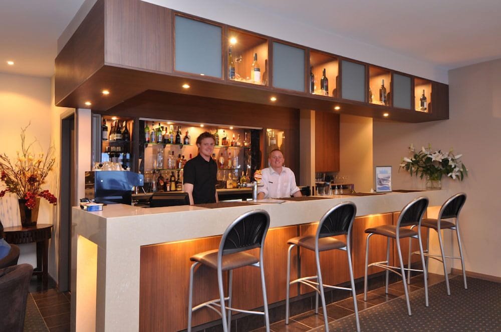 Smiggins Hotel 47/67