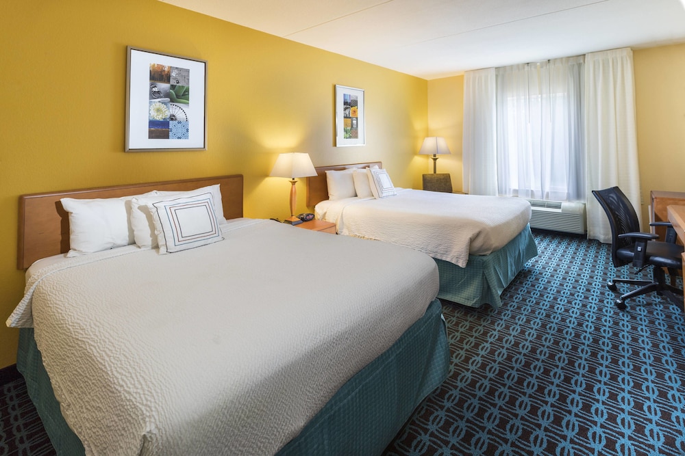 Fairfield Inn & Suites Marianna 14/67