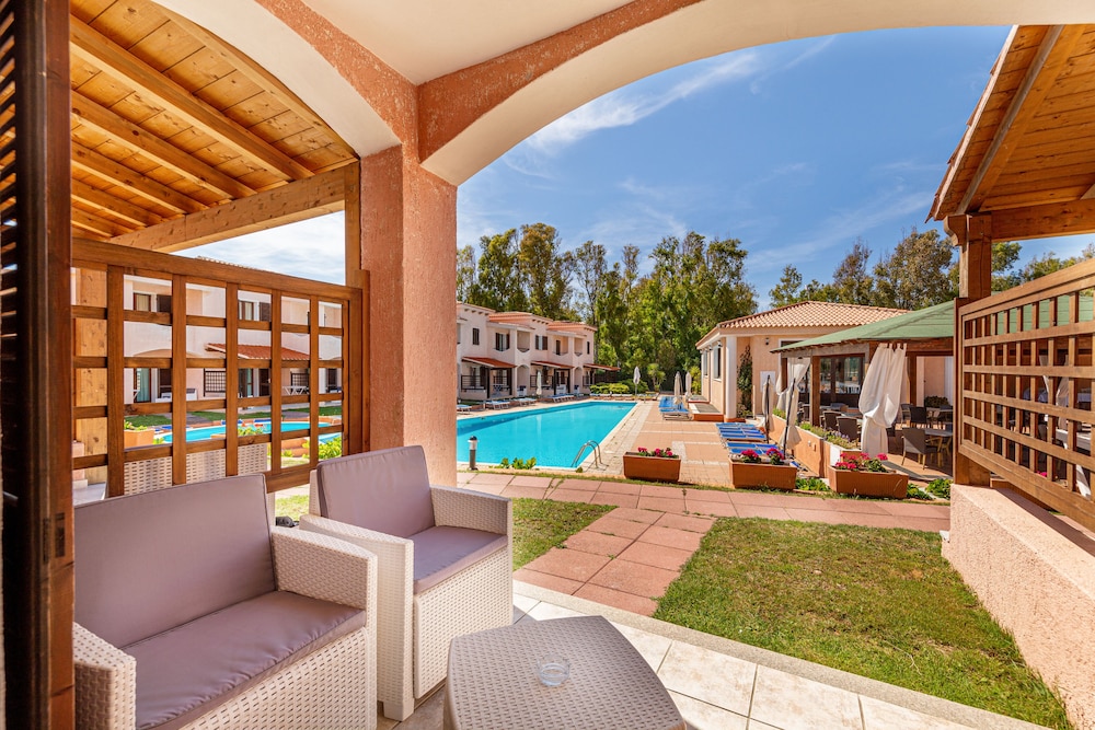 Marina Manna Hotel Club Village 34/53