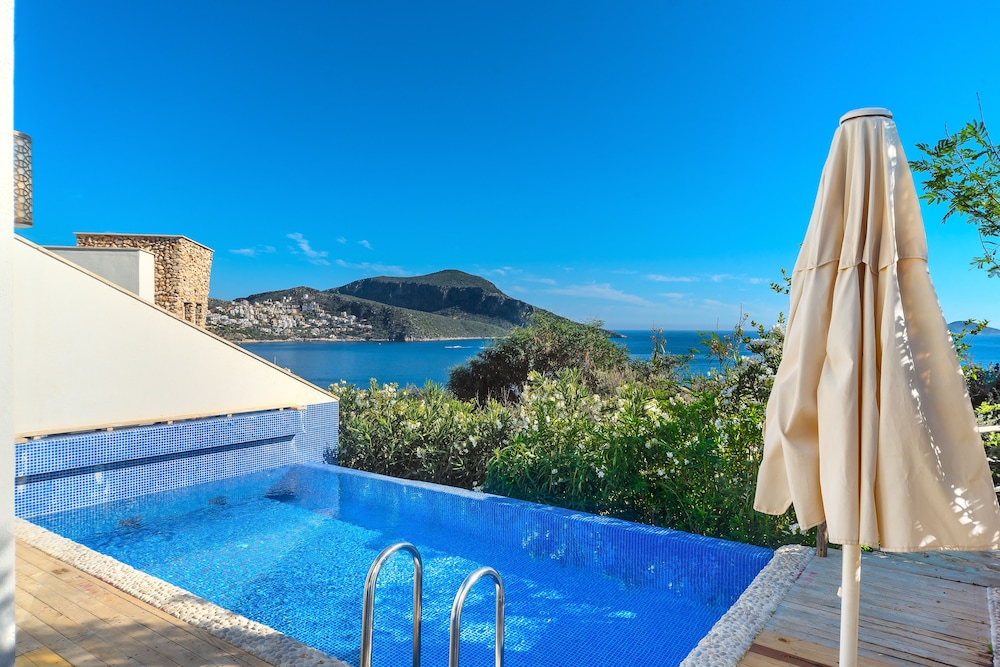 Likya Pavilion - Adults Only 24/27