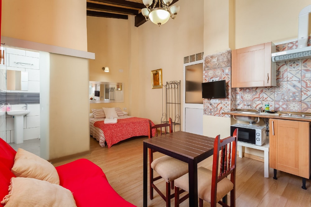 Apartamentos Jerez 57/77