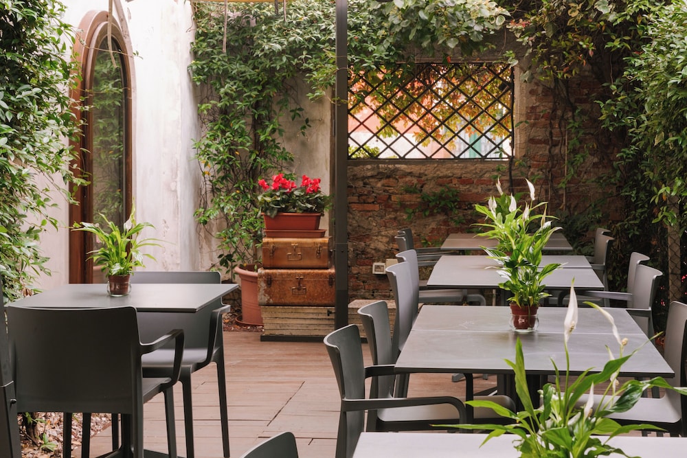 iH Hotels Venezia Salute Palace 53/62