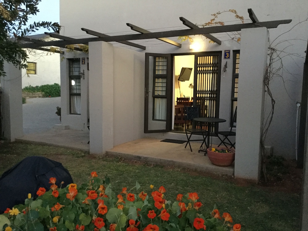 A Little Guesthouse 30/37