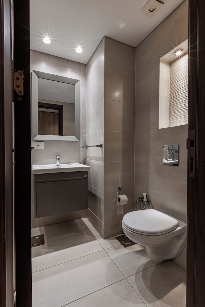Haya hotel & spa 46/51