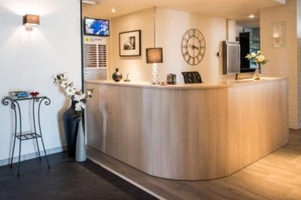 Tulip Inn Beaune 3/48