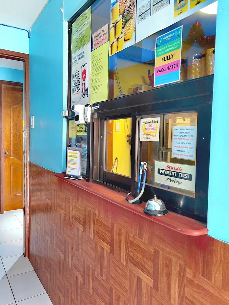Yellow Pad Hotel 3/16