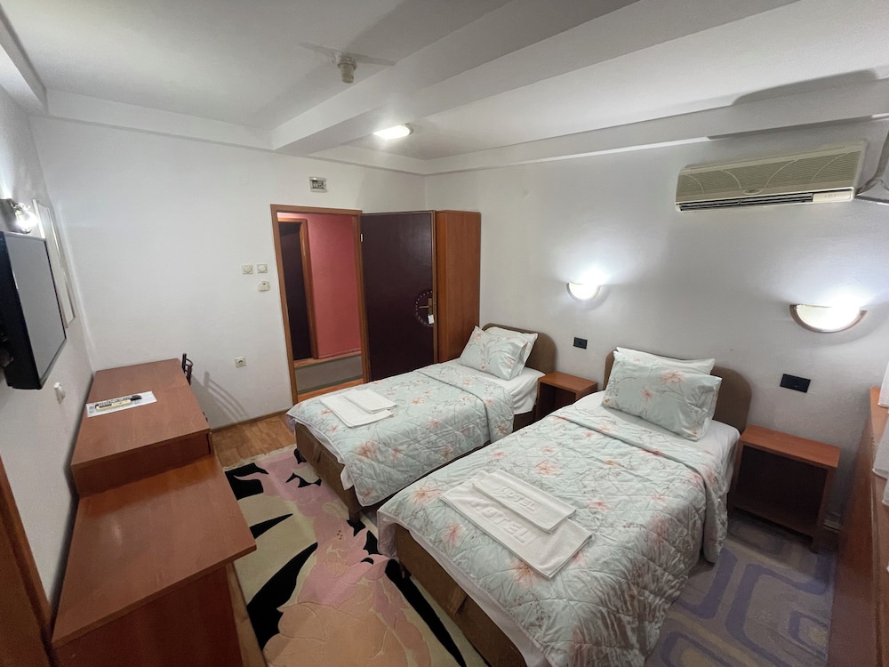 Hotel Square 29/55