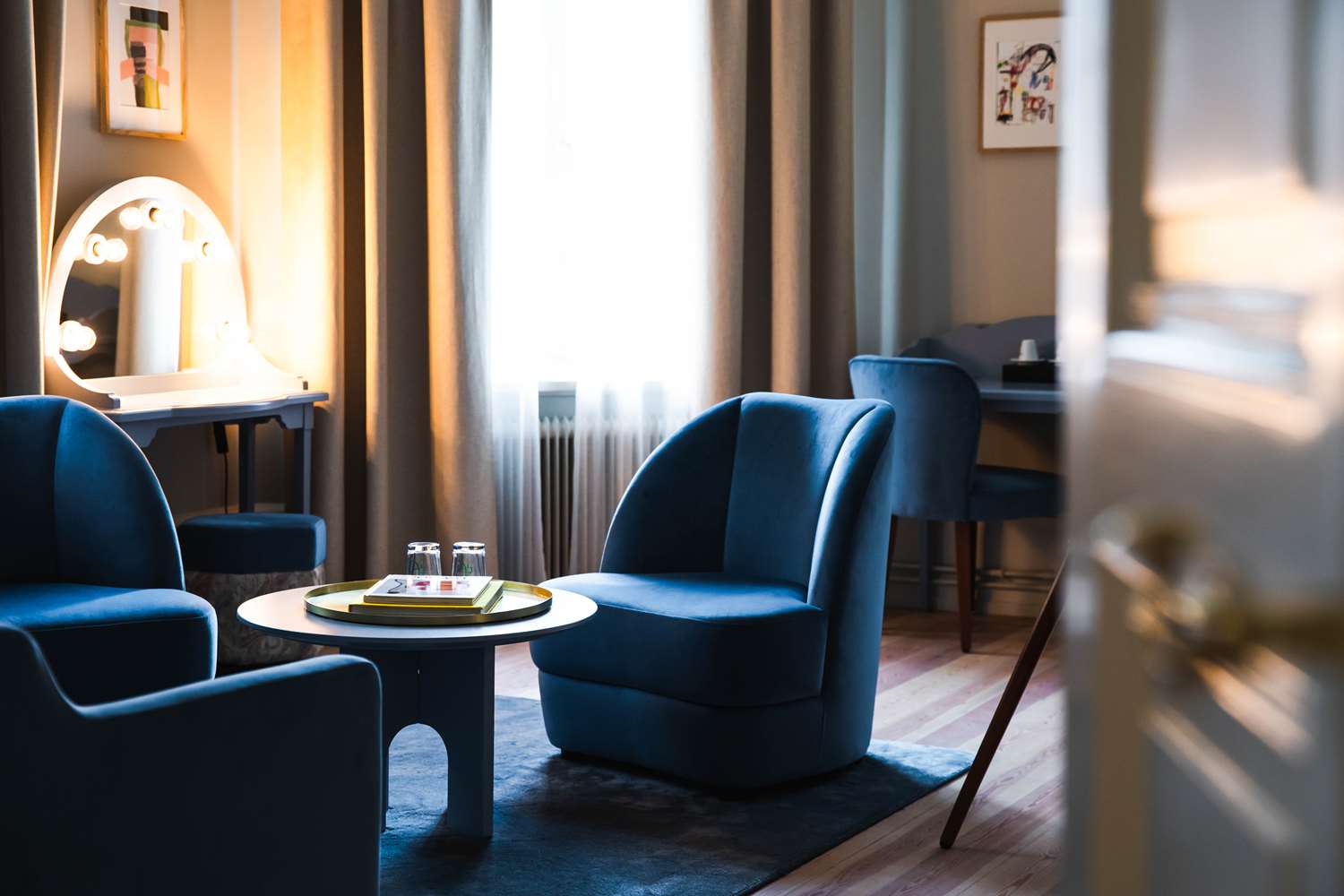 جناح تنفيذي بسرير كينج مع أريكة، Hotel Ruth Worldhotels Crafted 4/4