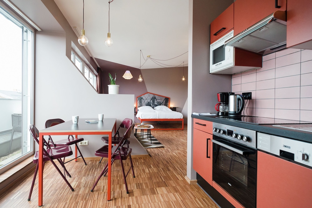 The Circus Hostel 52/72