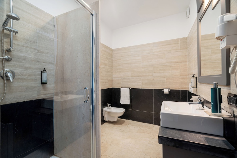 Superior, Queen Bed, Sea Front، Bellevue Sardinia Resort Affiliated by Melia 8/8