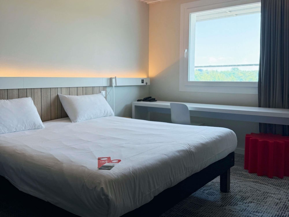 ibis Luxembourg Aeroport 15/74