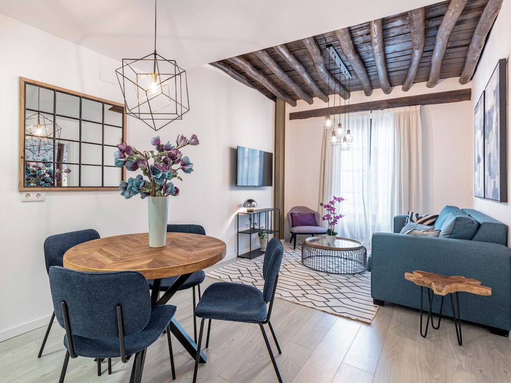 APARTAMENTOS PUERTA ELVIRA SUITES 3000 28/46