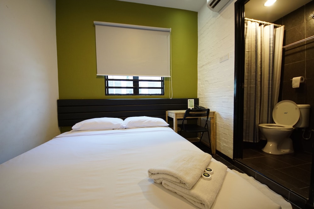 Tulip Hotel 37/40