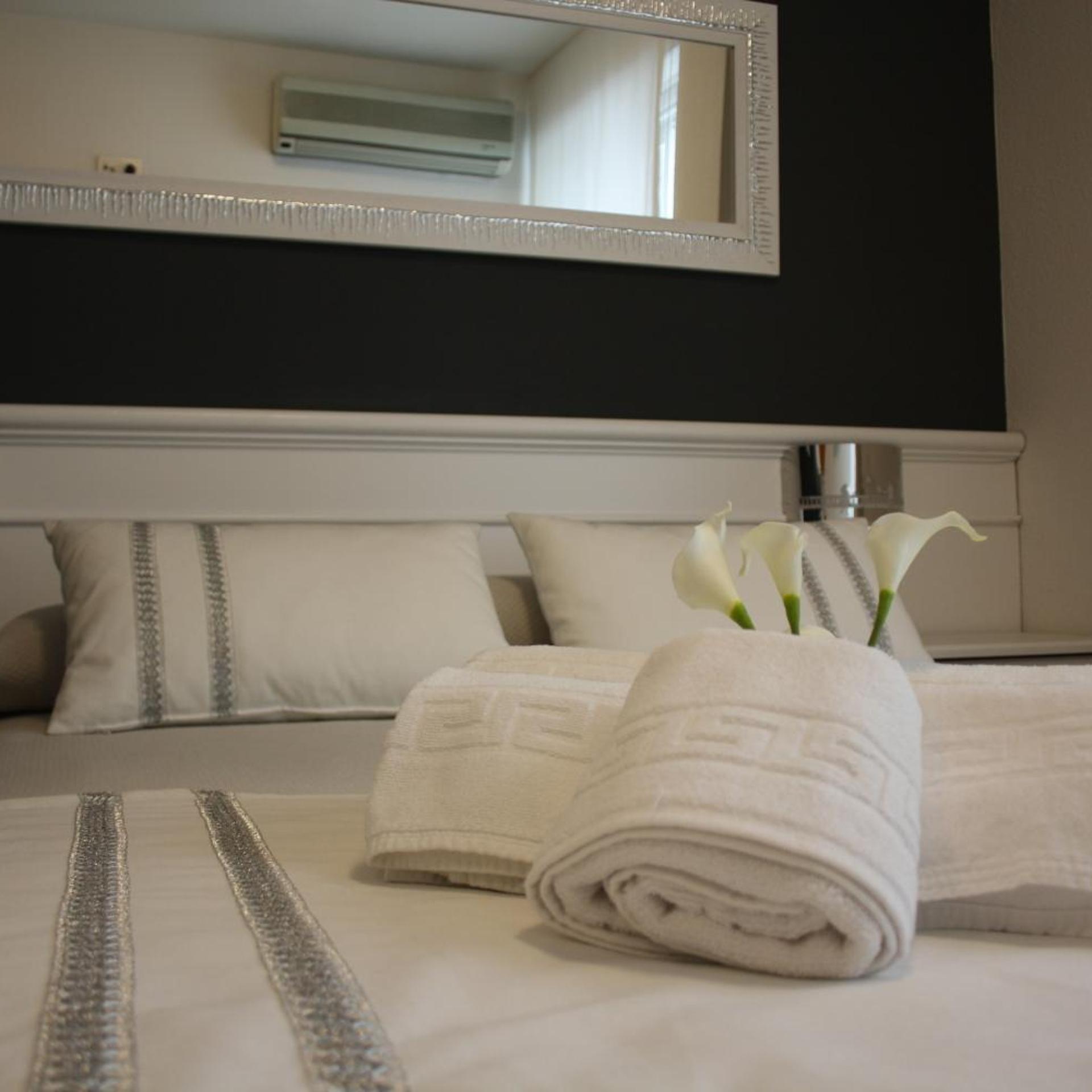 Hotel Herreros 5/38
