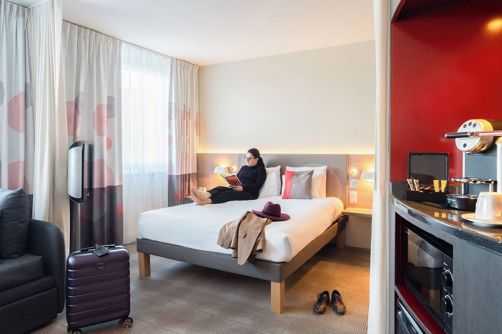 جناح تنفيذي بسرير مزدوج وسرير فردي، Novotel Suites Geneve Aeroport 6/10