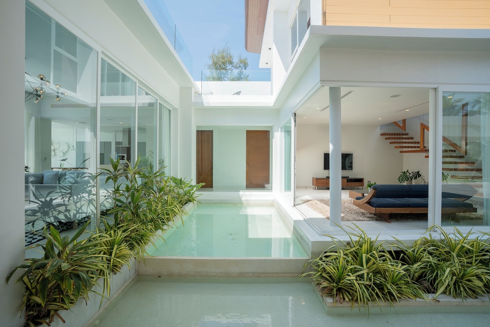 Coastal Escape - Natai 9/50