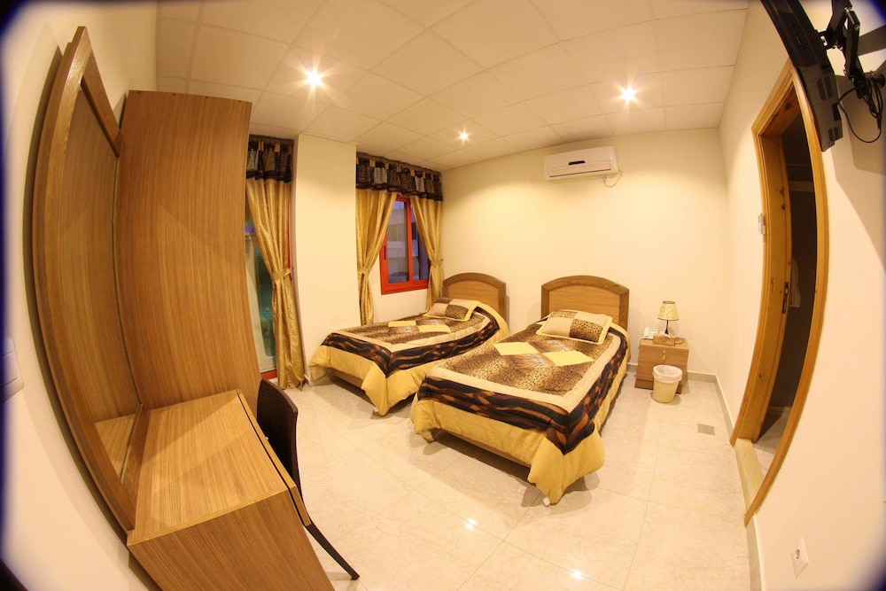 HOTEL ST JEAN 40/64