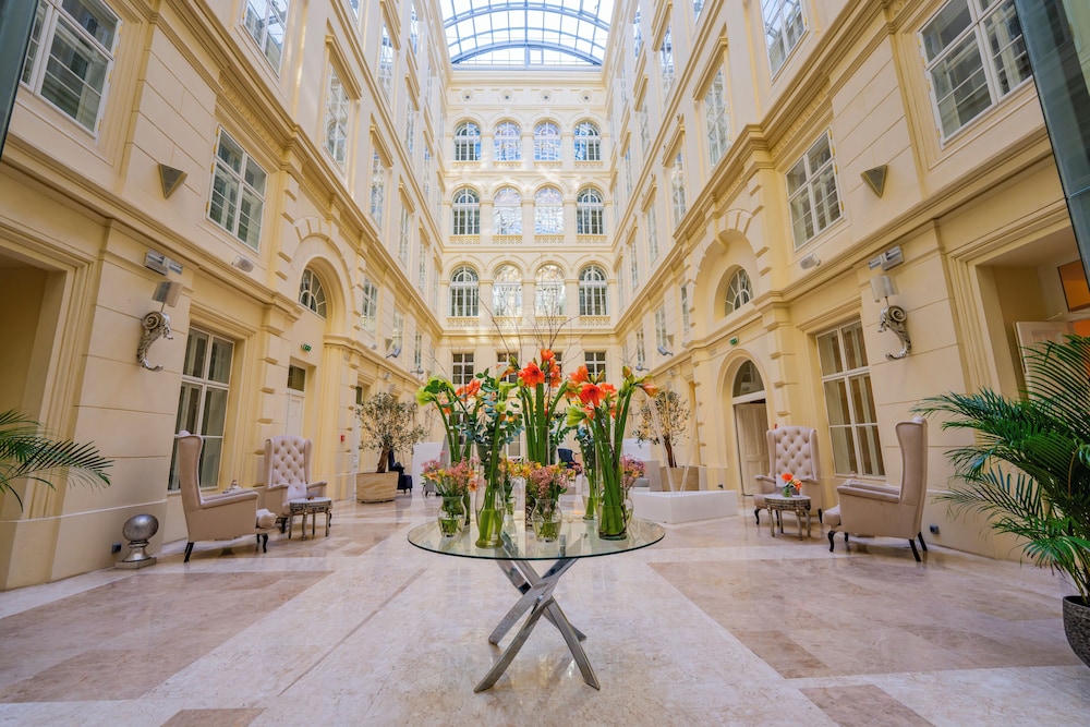 Grand Palace Brno hotel 40/48