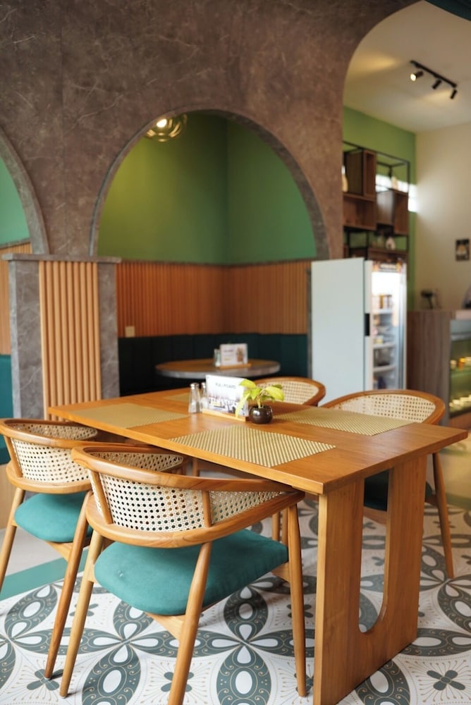 Anaya Azana Boutique Hotel Tawangmangu 44/48