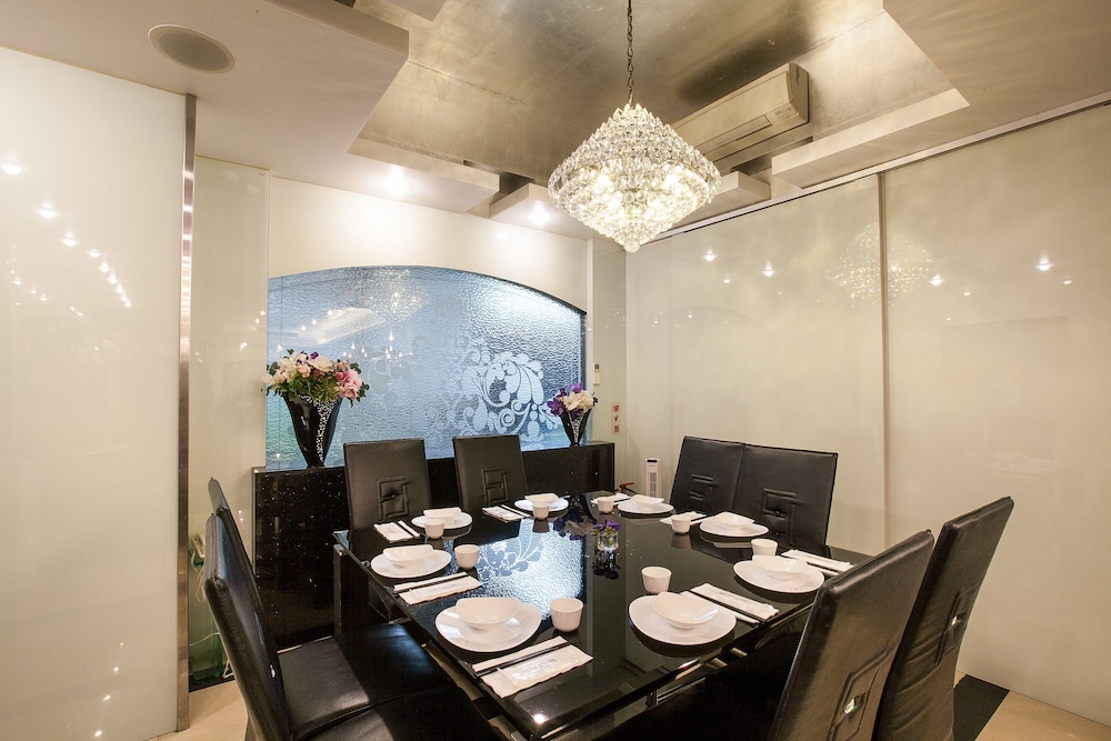 Chiayi King Hotel 49/65