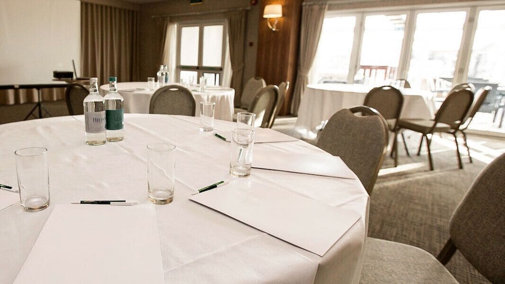 Horsley Lodge Hotel 53/63