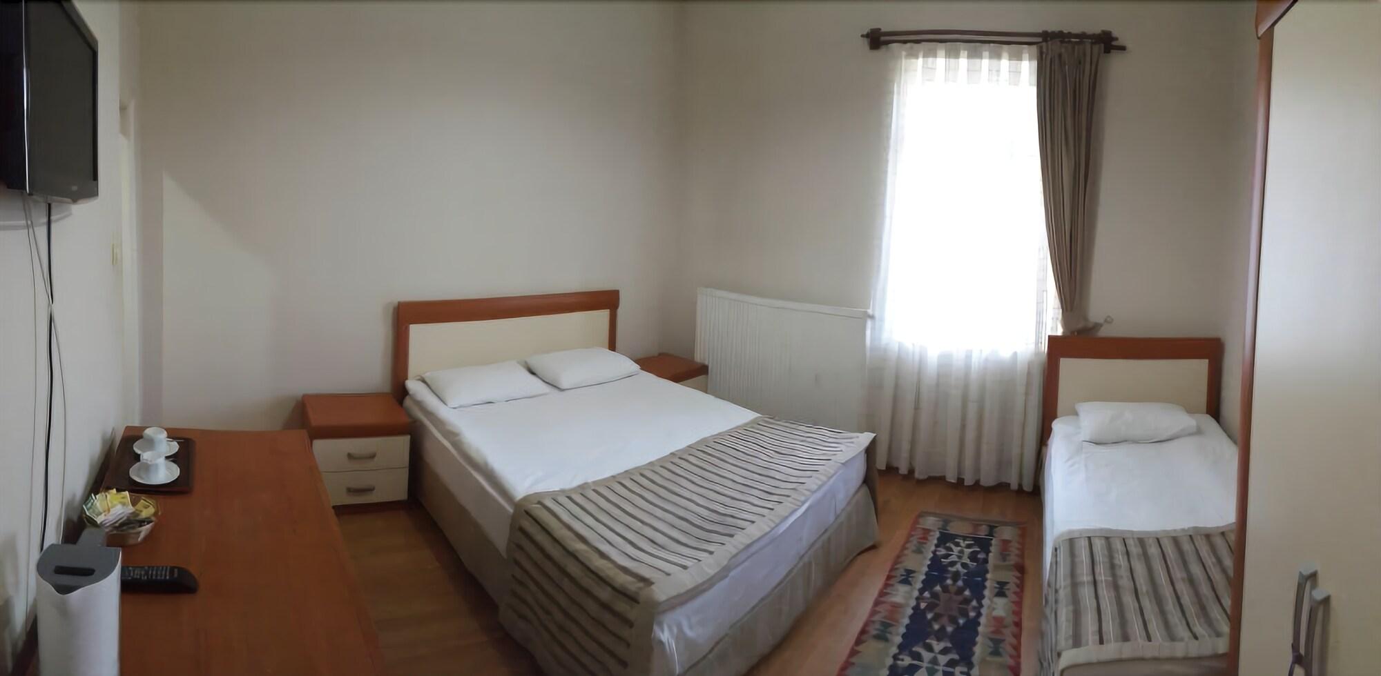 Yildiz Hotel 13/50