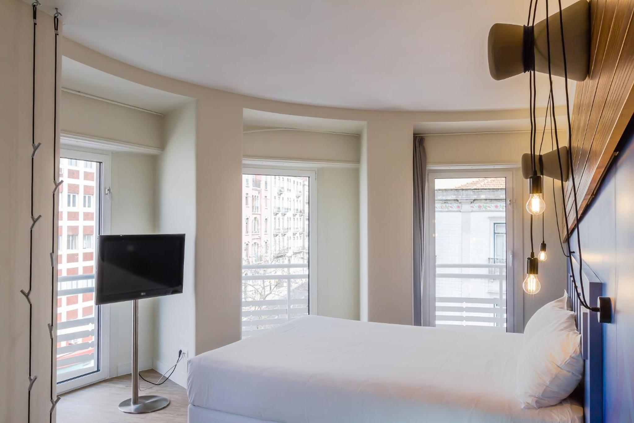 غرفة ثلاثية بسرير مزدوج وسرير فردي، ibis Styles Lisboa Centro Liberdade NE 5/10