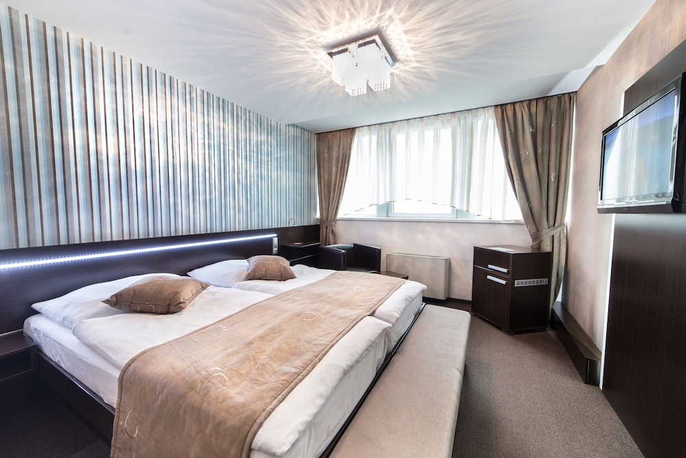 Interhotel Tatra 14/50