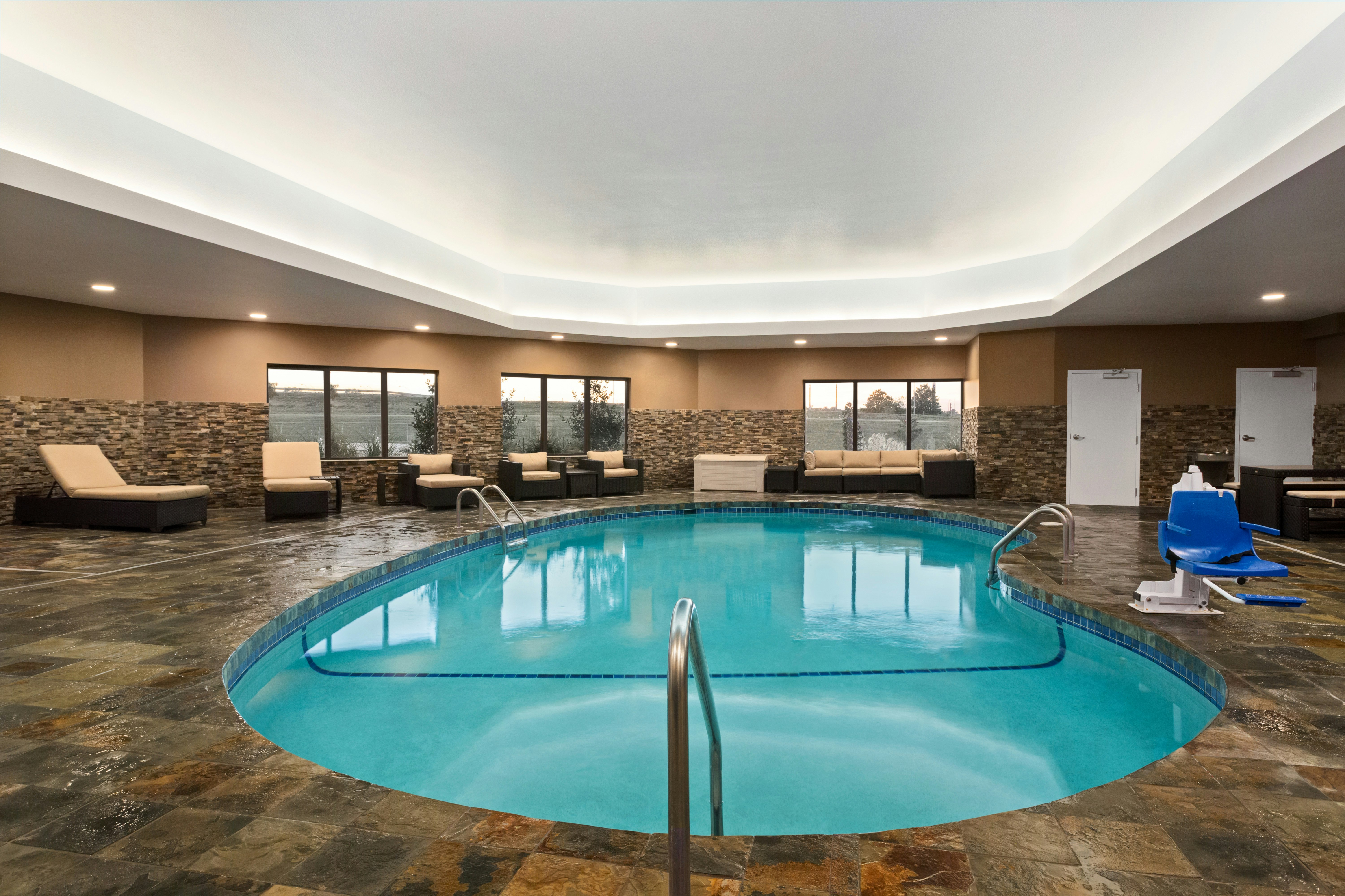 Hampton Inn Fort Smith 7/17