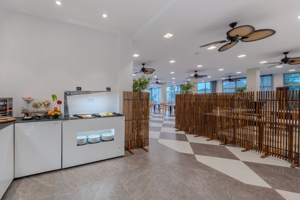 Hotel Faranda Rias Altas, Ascend Hotel Collection 8/48